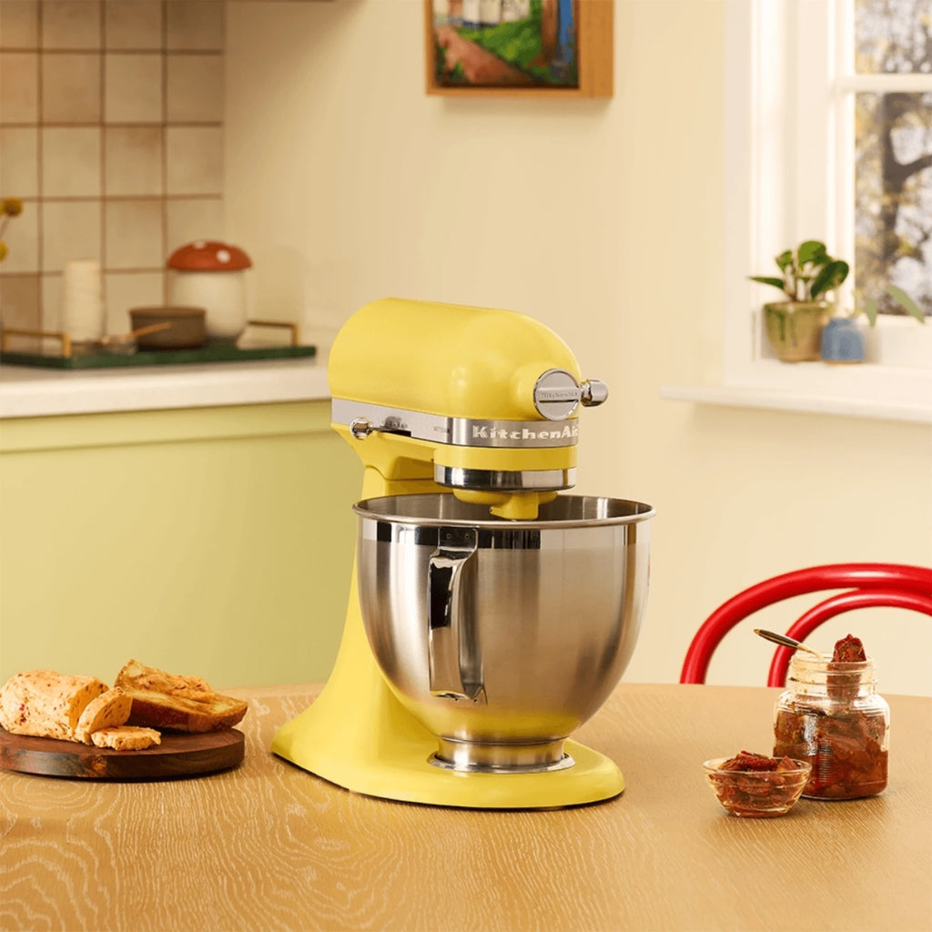 Batidora Planetaria KitchenAid Artisan 4,8L Edición Color del Año